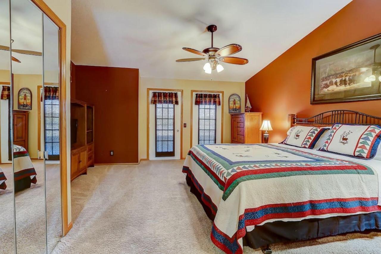 Brown Family Condo For Families Golf Trips And Girls Getaways Wisconsin Dells Εξωτερικό φωτογραφία