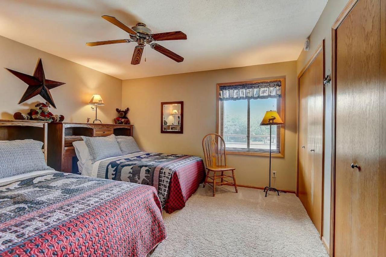 Brown Family Condo For Families Golf Trips And Girls Getaways Wisconsin Dells Εξωτερικό φωτογραφία