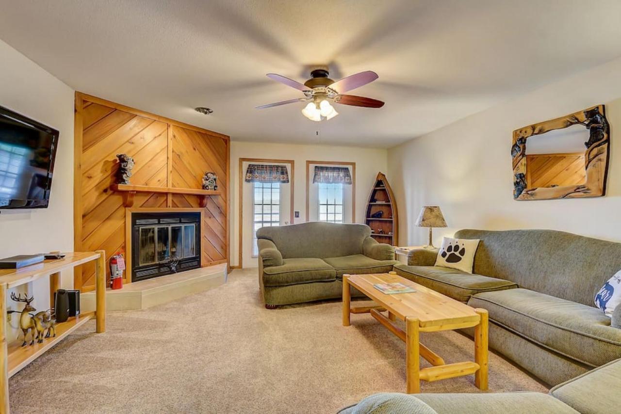 Brown Family Condo For Families Golf Trips And Girls Getaways Wisconsin Dells Εξωτερικό φωτογραφία
