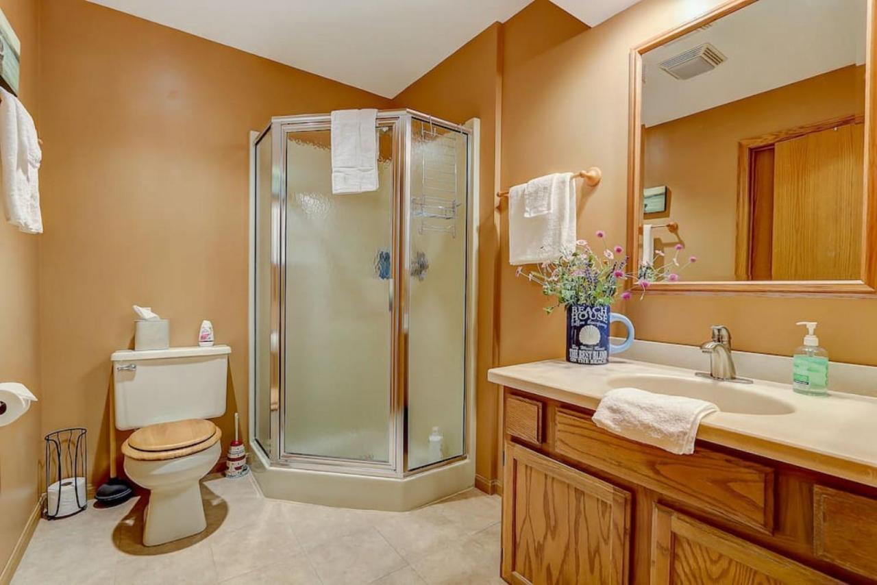 Brown Family Condo For Families Golf Trips And Girls Getaways Wisconsin Dells Εξωτερικό φωτογραφία